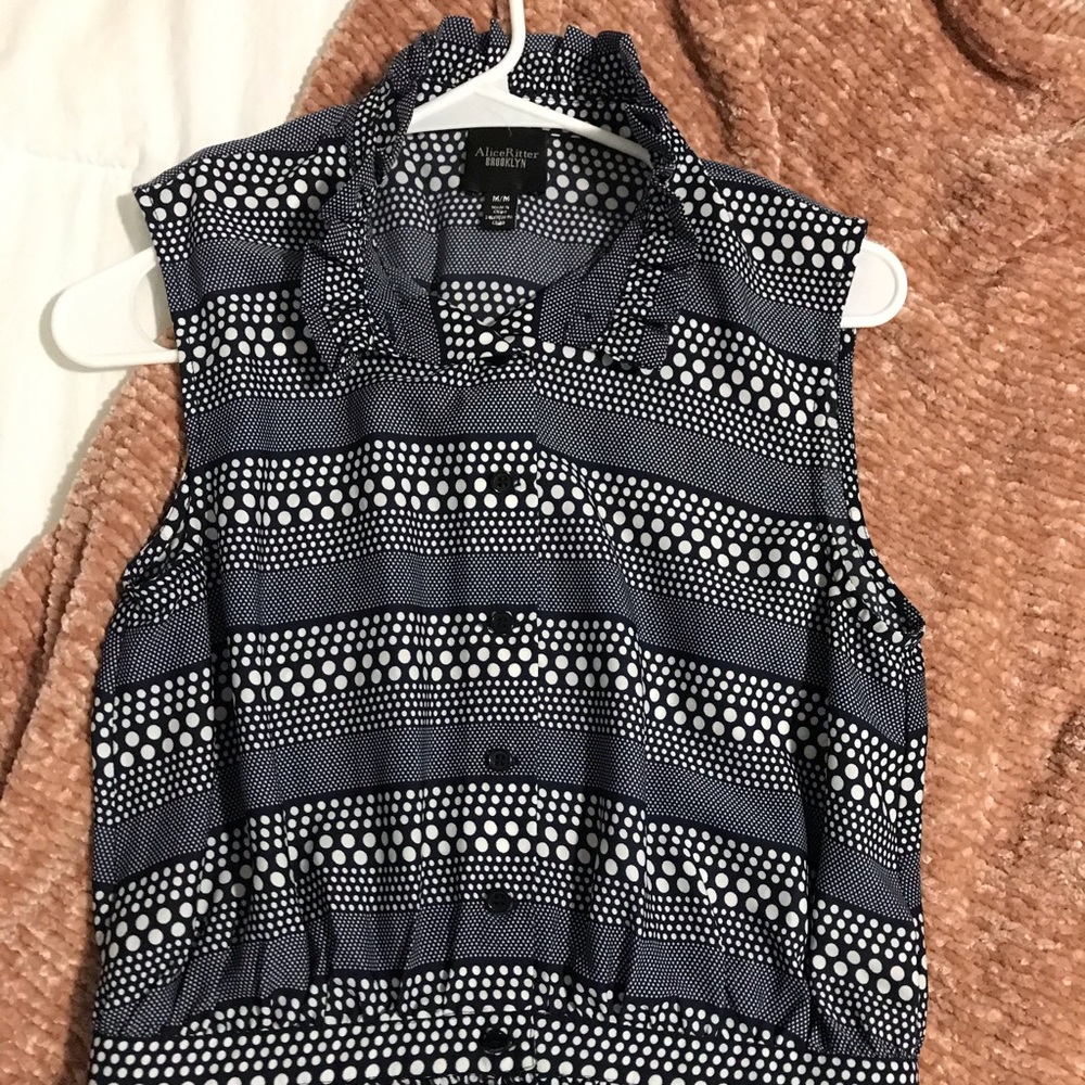 Alice Ritter Peplum Top. Size M.